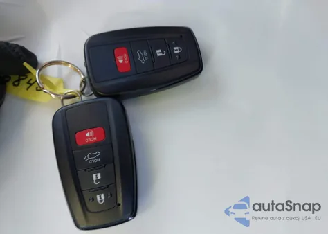 2025 Toyota Rav4 Xle Premium from USA, damaged, VIN 2T3A1RFV3SC540788